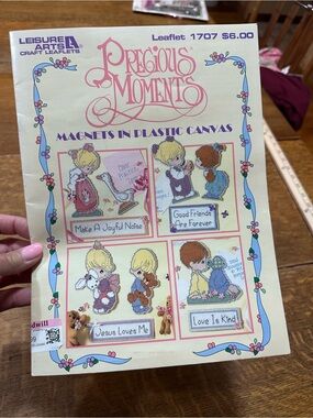 Leisure Arts "Precious Moments" crosstitch instruction book